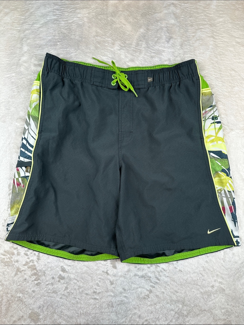 Nike Size L Men’s Black Swim Trunks with Green Trim and Tropical Side Panels